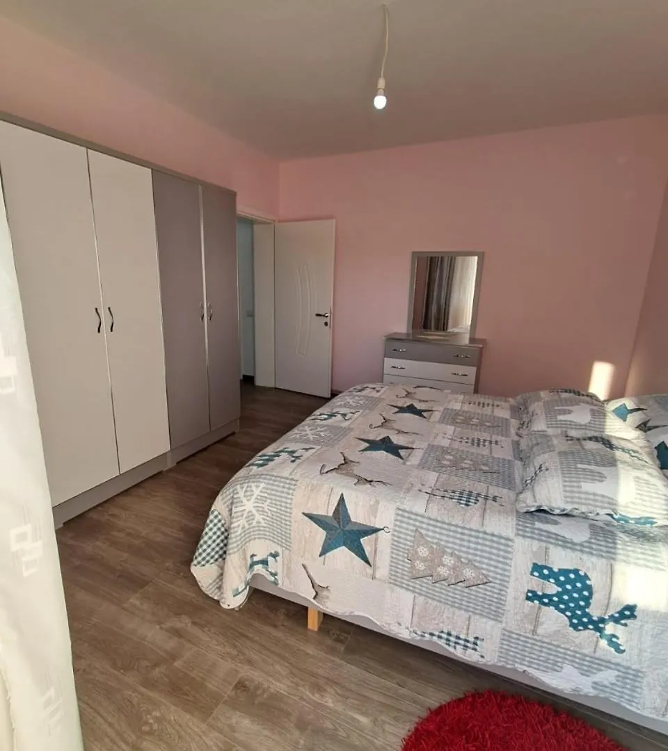 Pogradec Vacation Home Bucimas Homestay