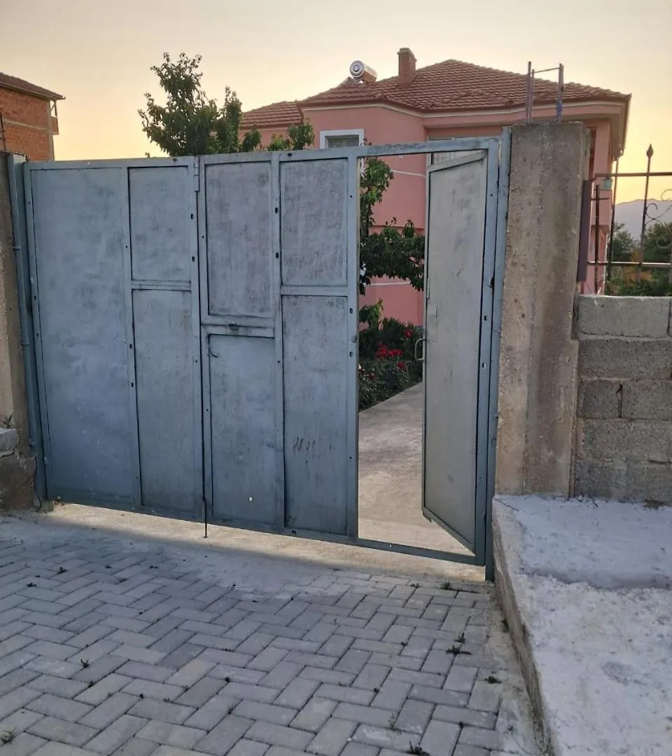 Pogradec Vacation Home Bucimas Homestay